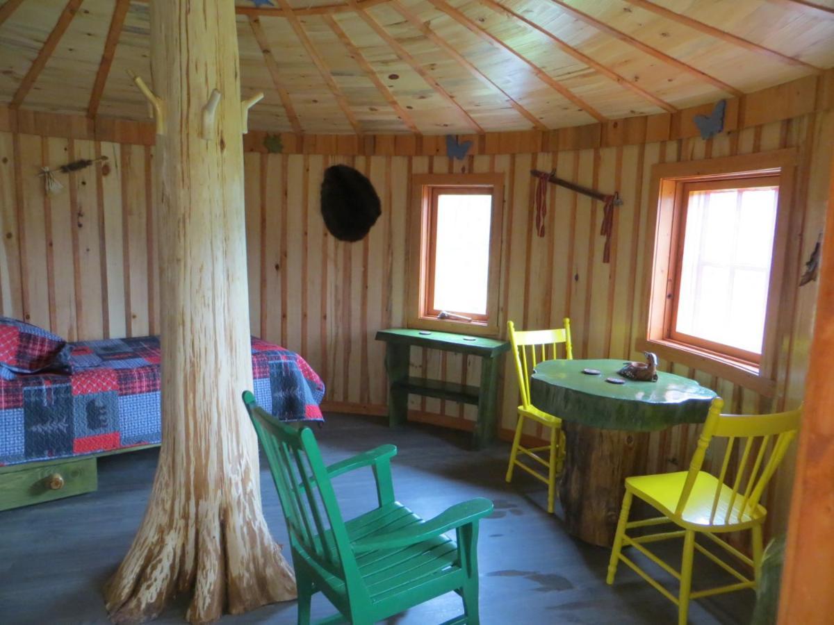 La Maison Sous Les Arbres Saint Roch de Mekinac Ngoại thất bức ảnh